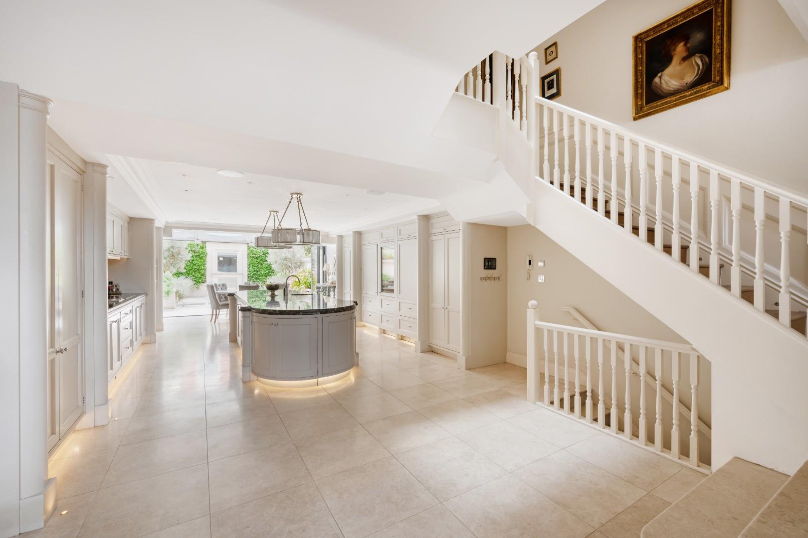 Family House For Sale – Flood Street, Chelsea SW3