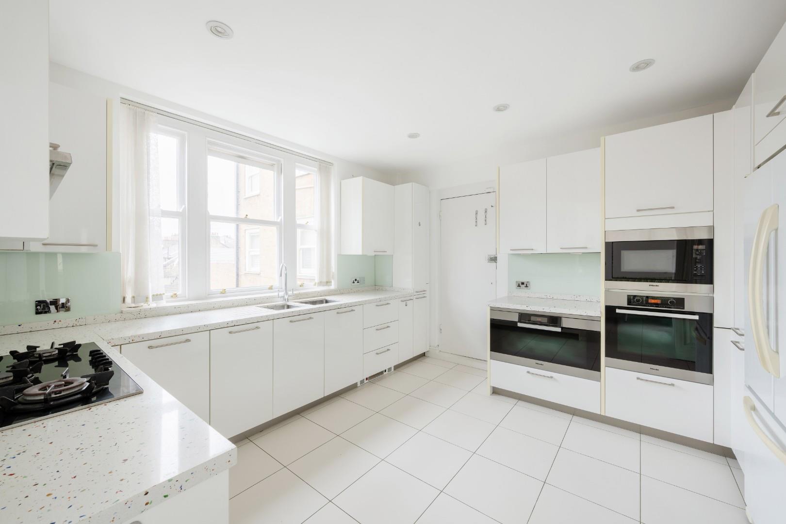 By Order Of The Receivers – Lowndes Square, Knightsbridge SW1X