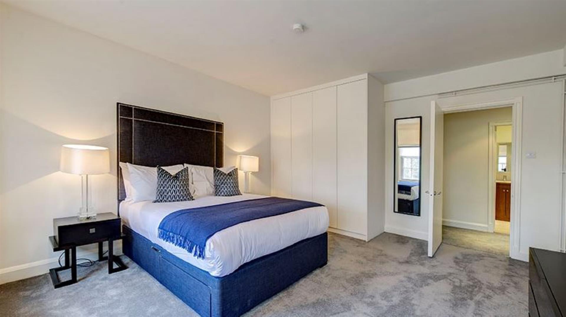 Pelham Court, 145 Pelham Court, South Kensington