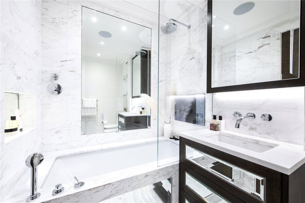 Prince Of Wales Terrace, Kensington, London