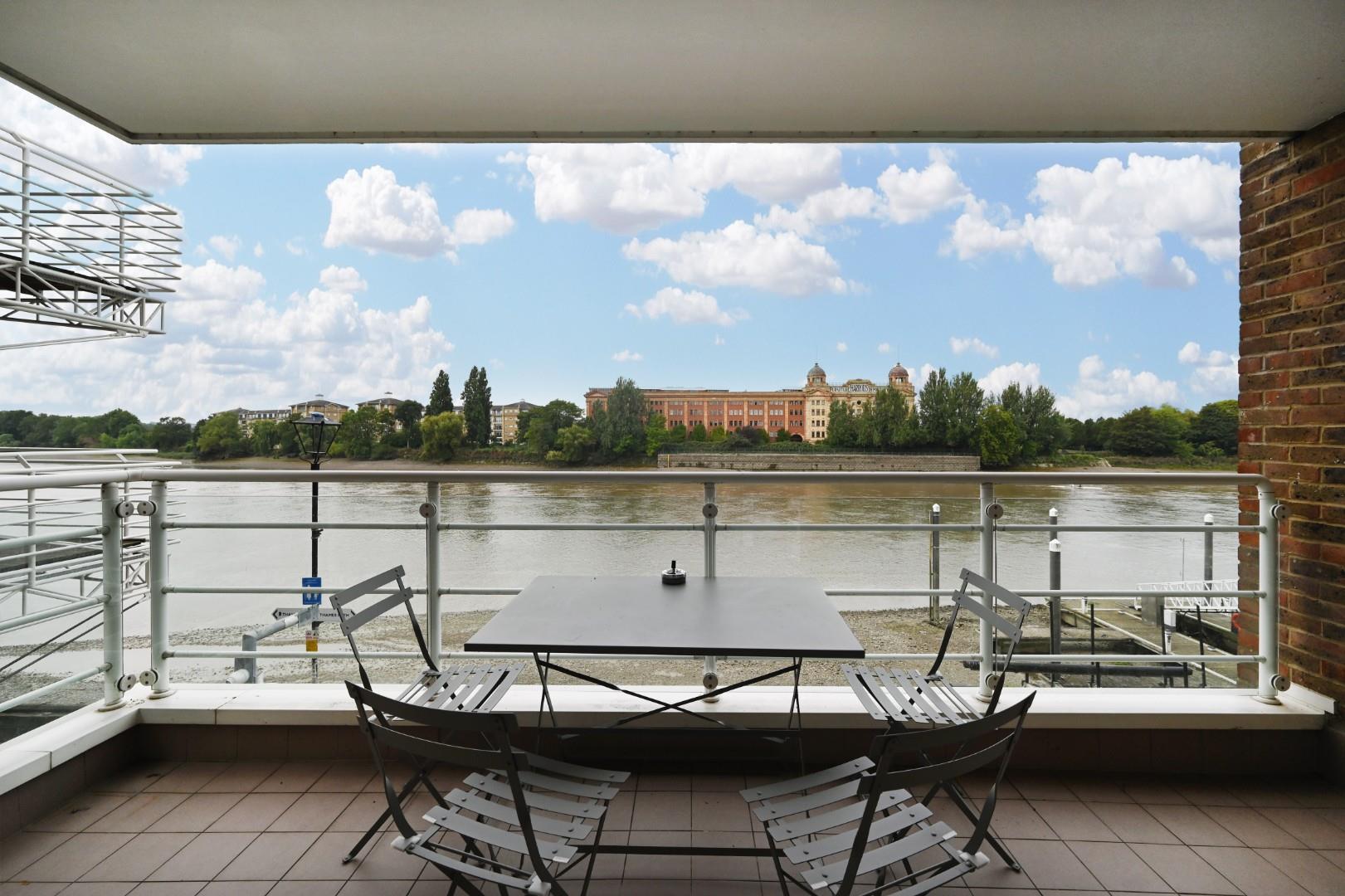 River Views – King Henry’s Reach, Manbre Road, W6