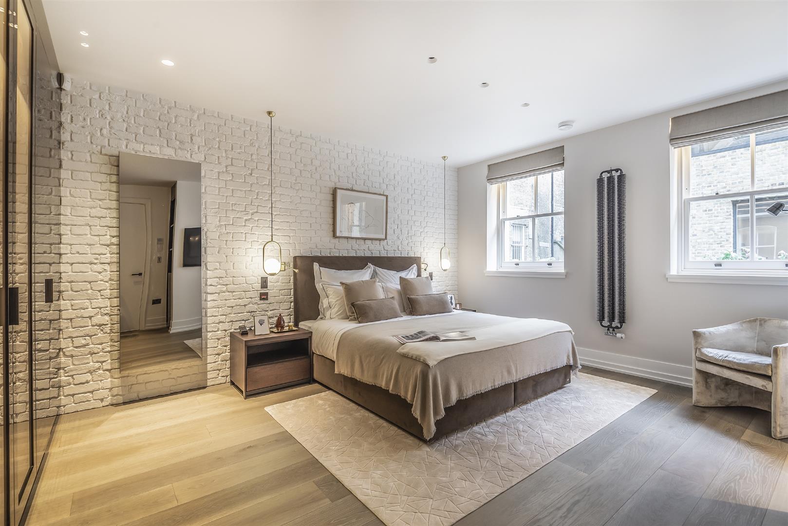 Down Street Mews, Mayfair, W1K