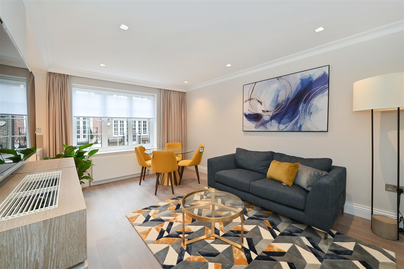 Red Lion Yard, Mayfair, W1J