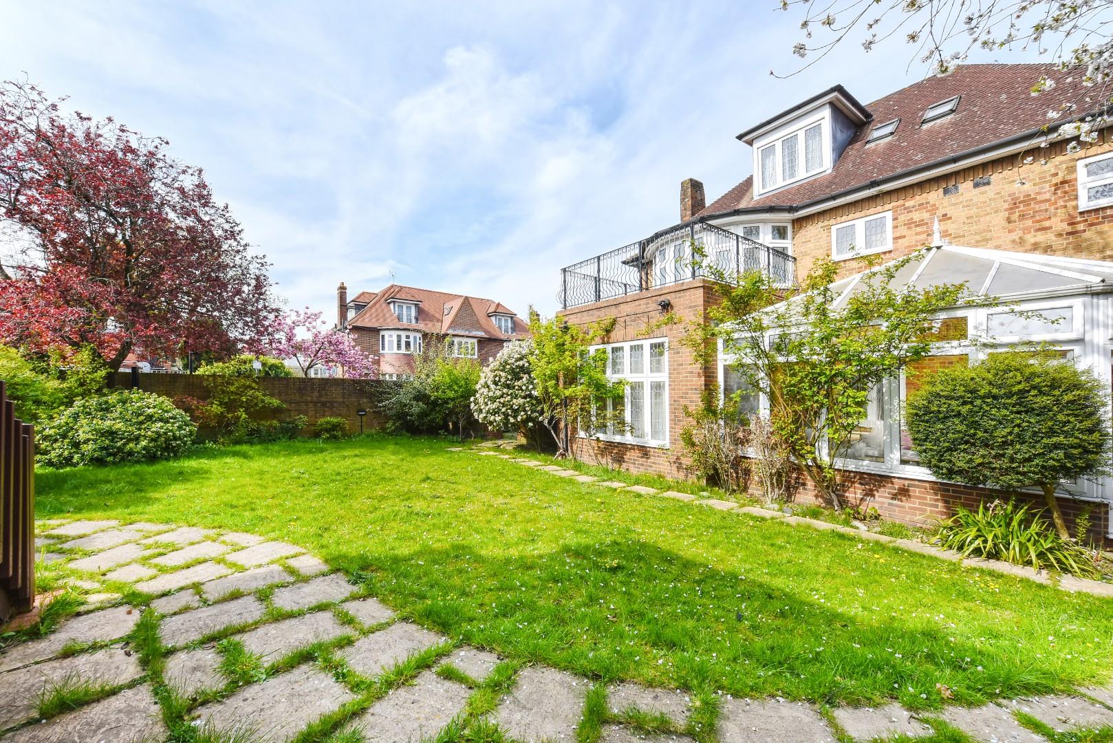 Brondesbury Park, London NW6