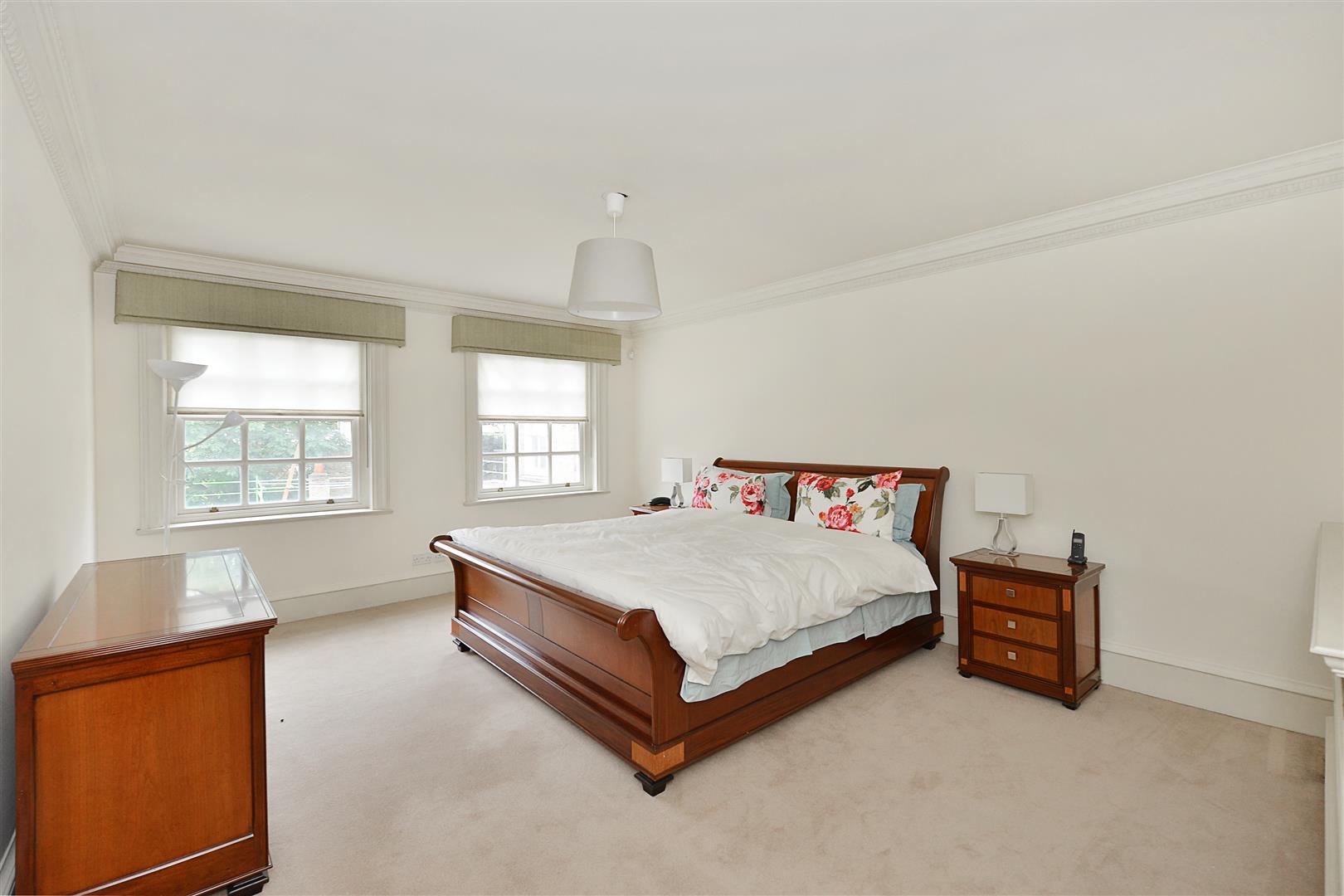 Eaton Square, London SW1W