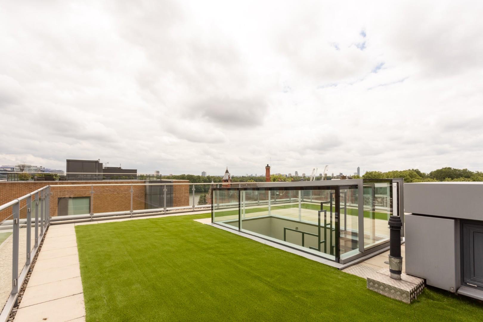 Hepworth Court, Gatliff Road, Grosvenor Waterside SW1W