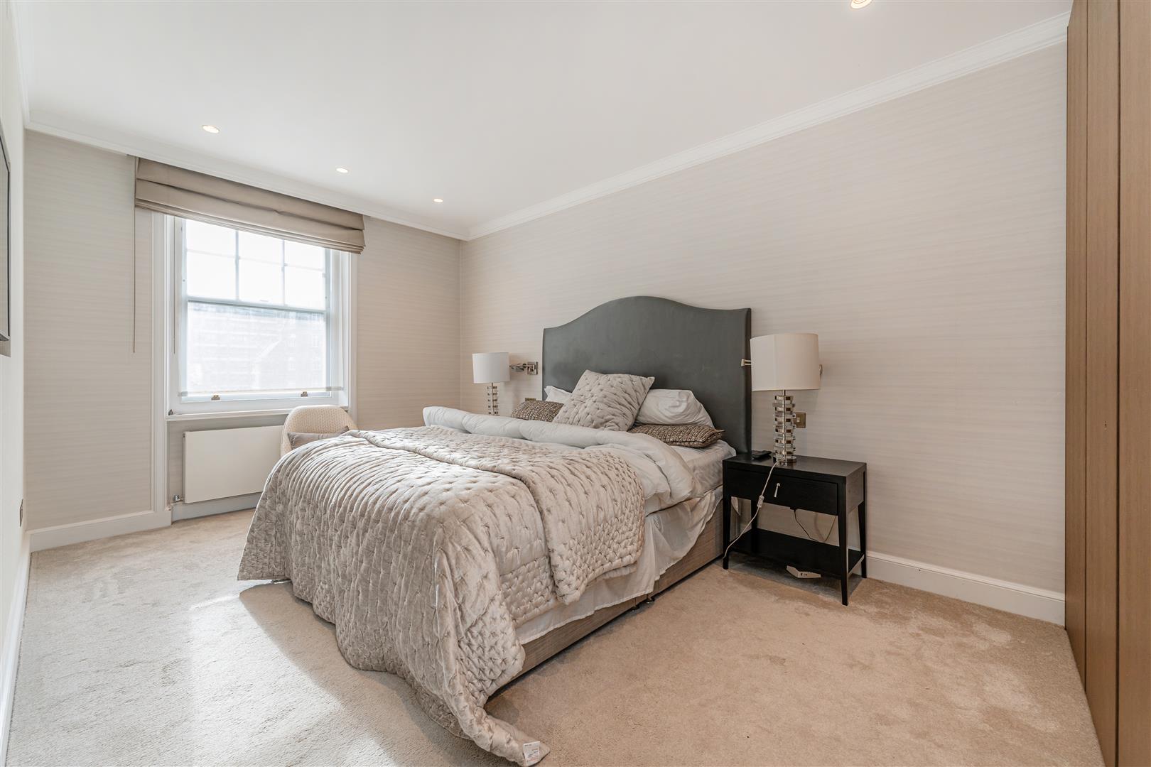 Cumberland Mansions, George Street, Marylebone W1H