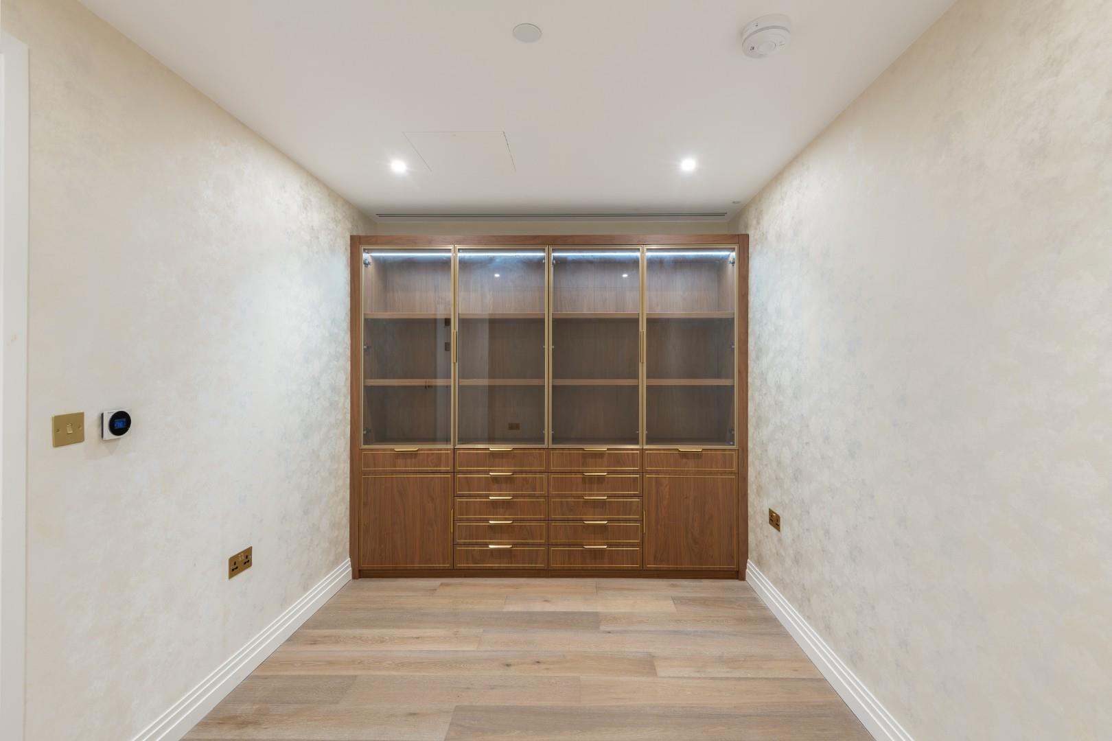 Receivership Sale – Savoy House, Chelsea Creek, London SW6