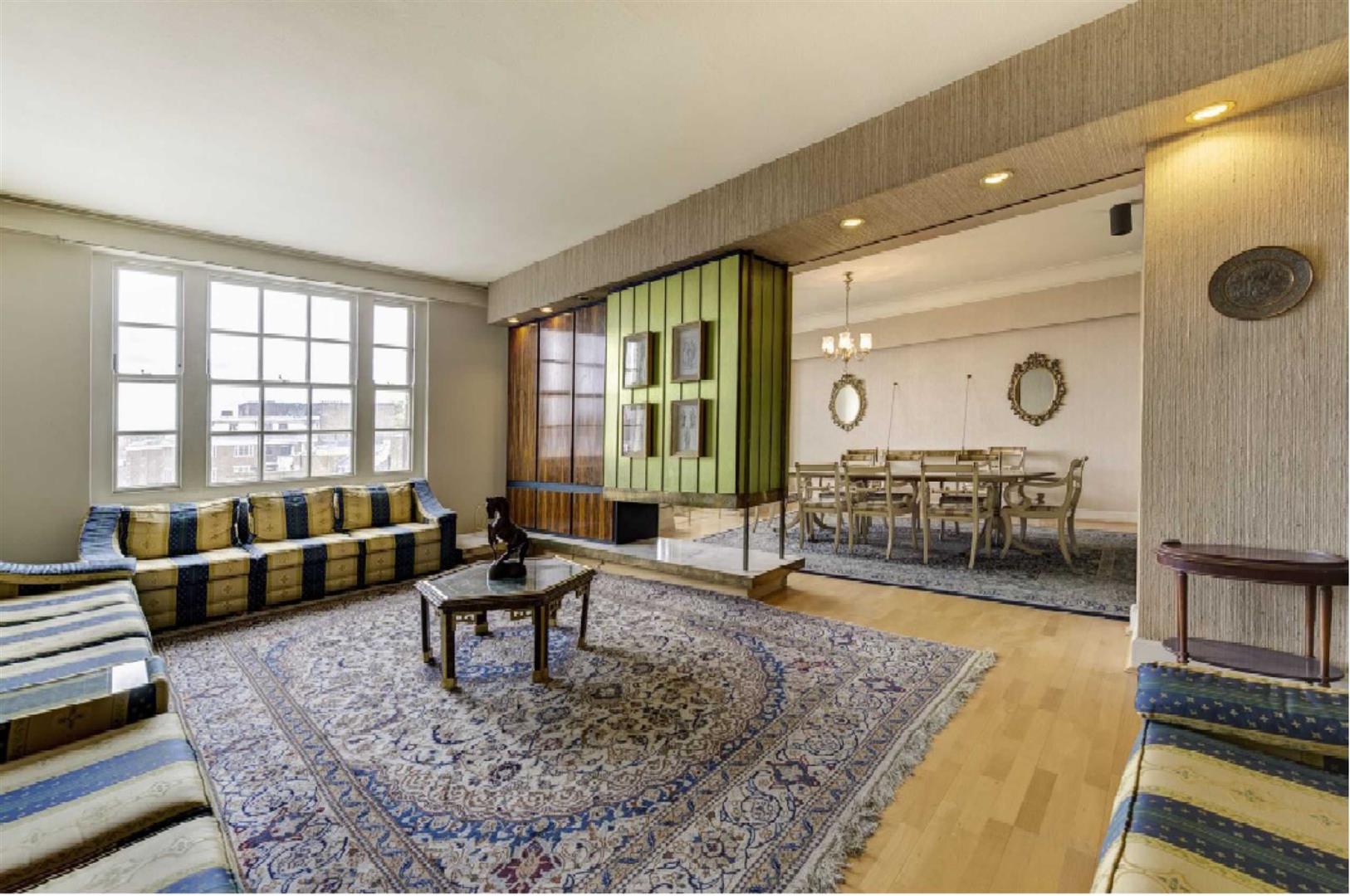 Bryanston Court, George Street, Marylebone W1H