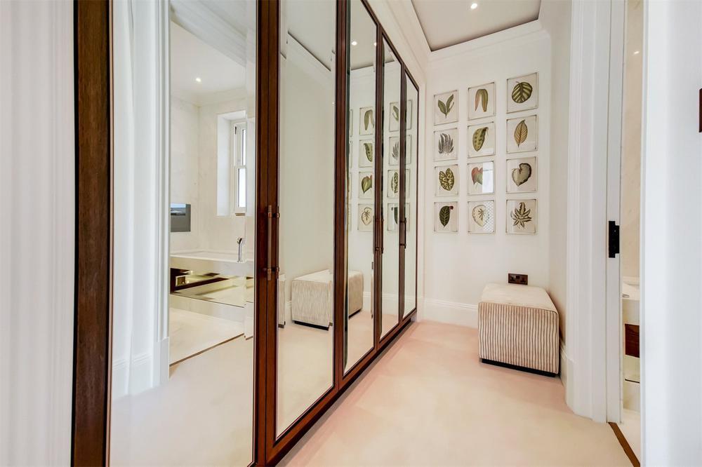 Prince Of Wales Terrace, London