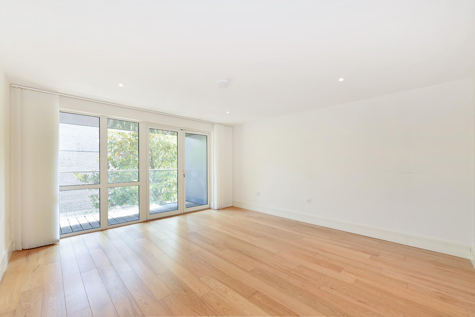 Sir Alexander Close, Acton, London W3