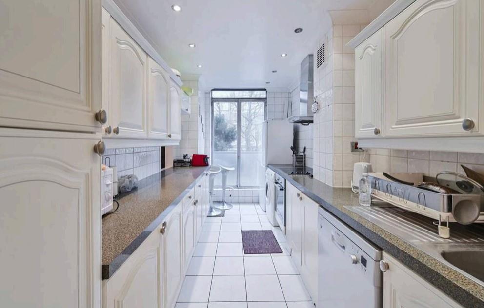Bilton Towers, Great Cumberland Place, Marble Arch, London W1H