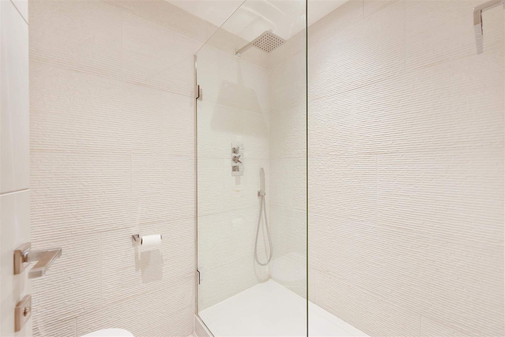 Lowndes Square, Belgravia, SW1X