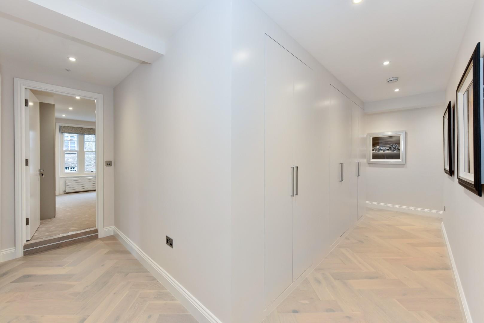 Cumberland Mansions, George Street, Marylebone