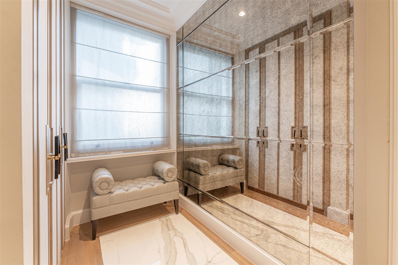 Cumberland Mansions, George Street, Marylebone W1H