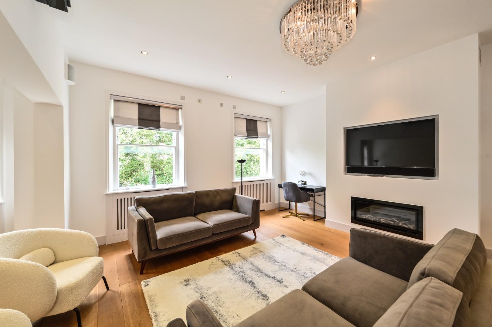 Lowndes Square, Belgravia SW1X