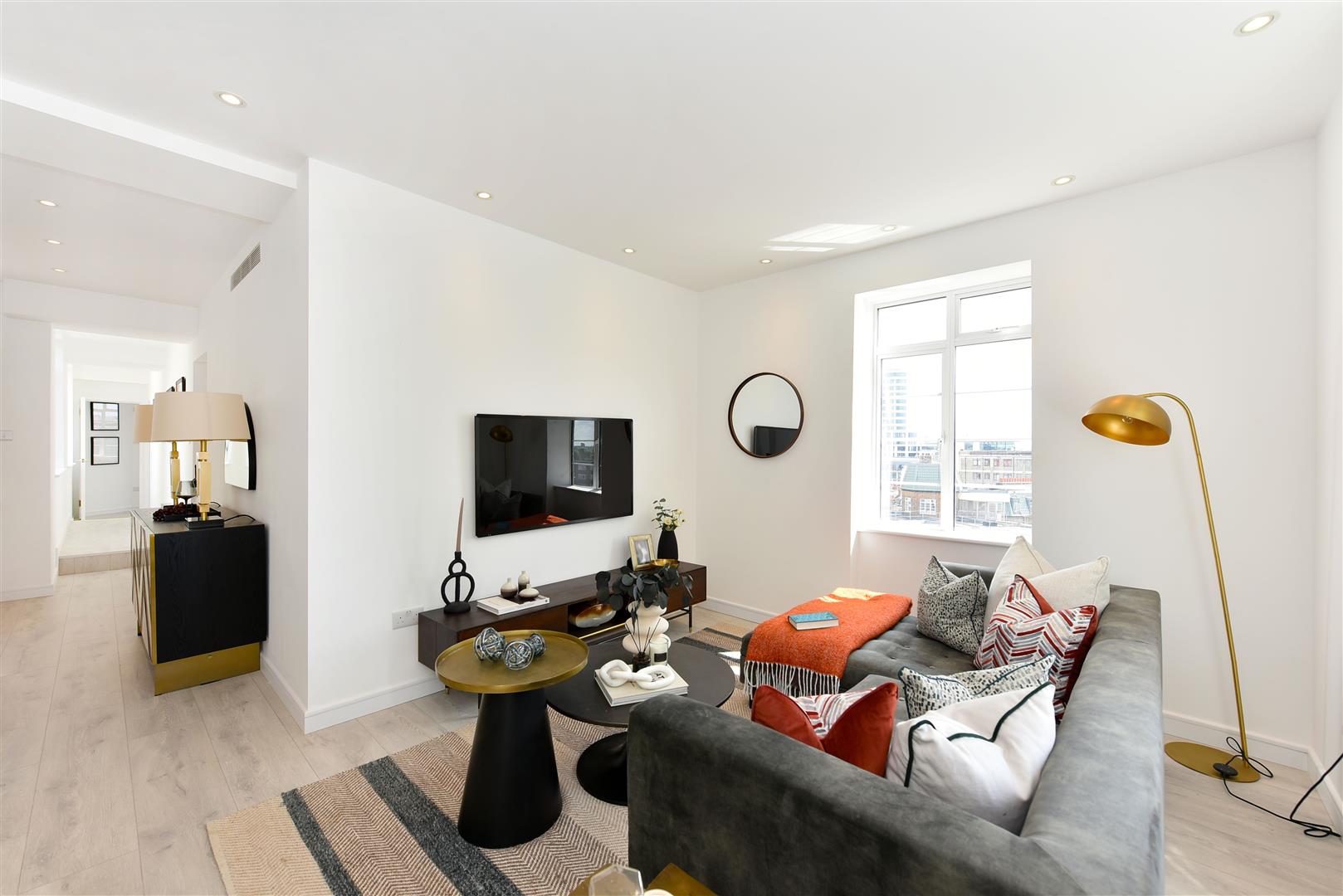 Penthouse, George Street, London W1H