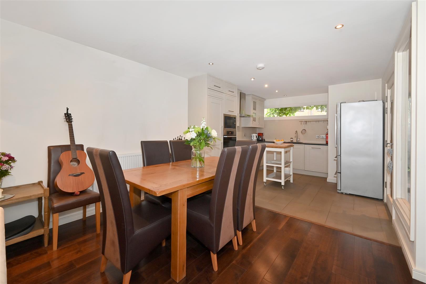 Abinger Mews, Maida Vale, London W9