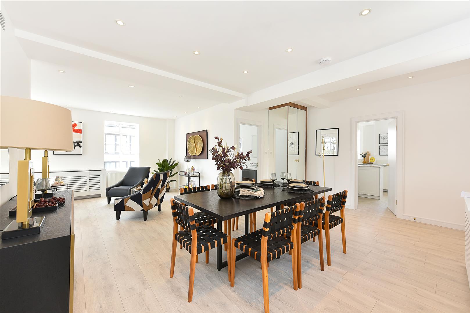 Penthouse, George Street, London W1H