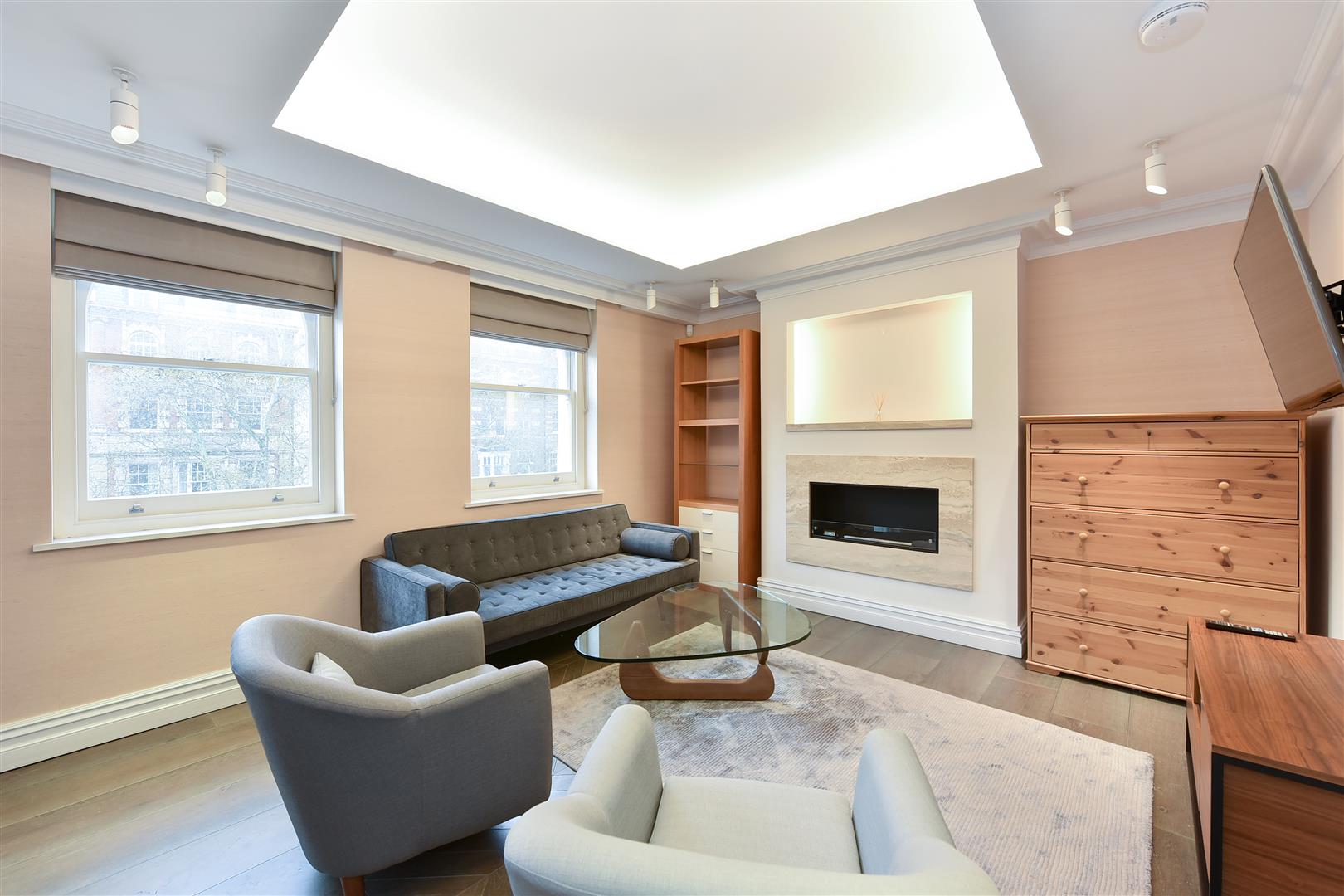 Queen’s Gate, South Kensington, SW7