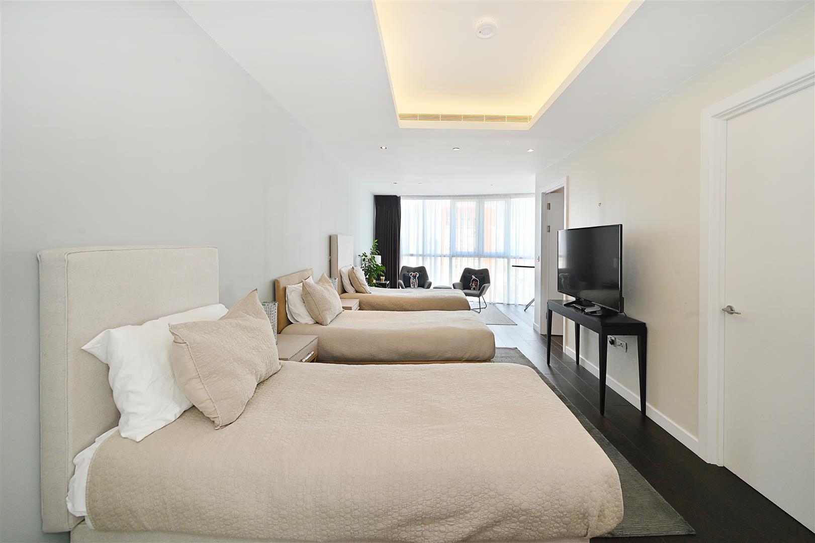 Penthouse, Sky Gardens, Vauxhall SW8