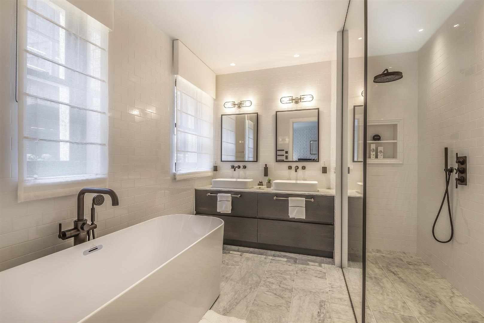 Down Street Mews, Mayfair, W1K