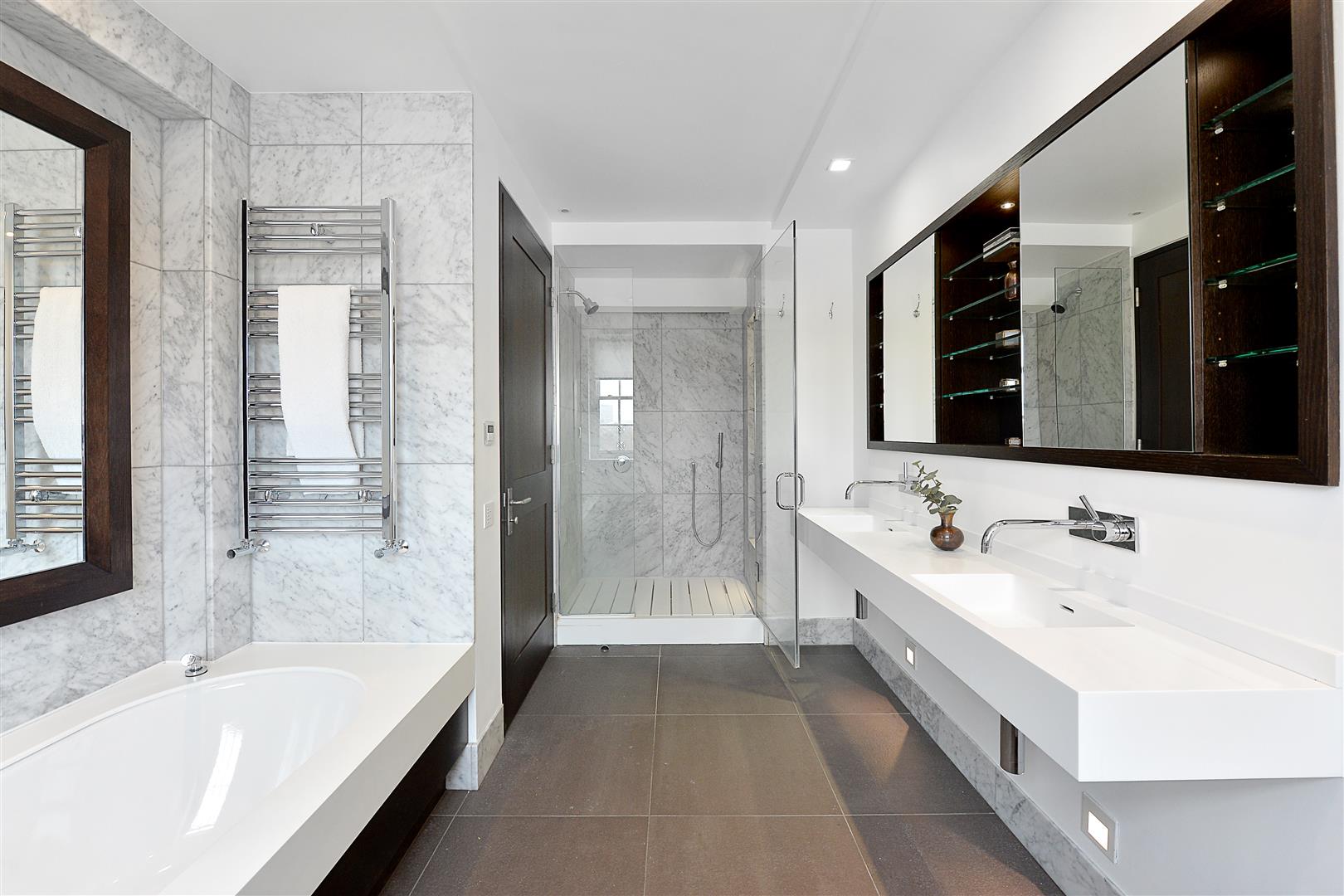 Penthouse, 24 Buckingham Gate, Westminster SW1E