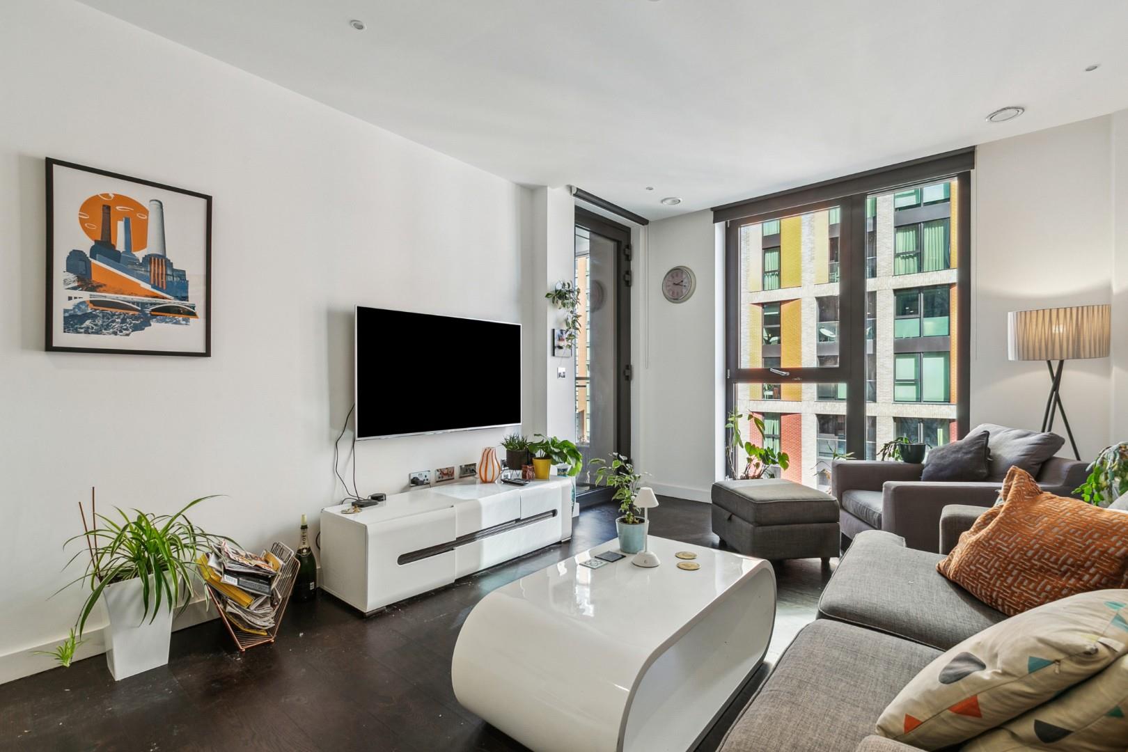 Haines House, 10 Charles Clowes Walk, Nine Elms SW11