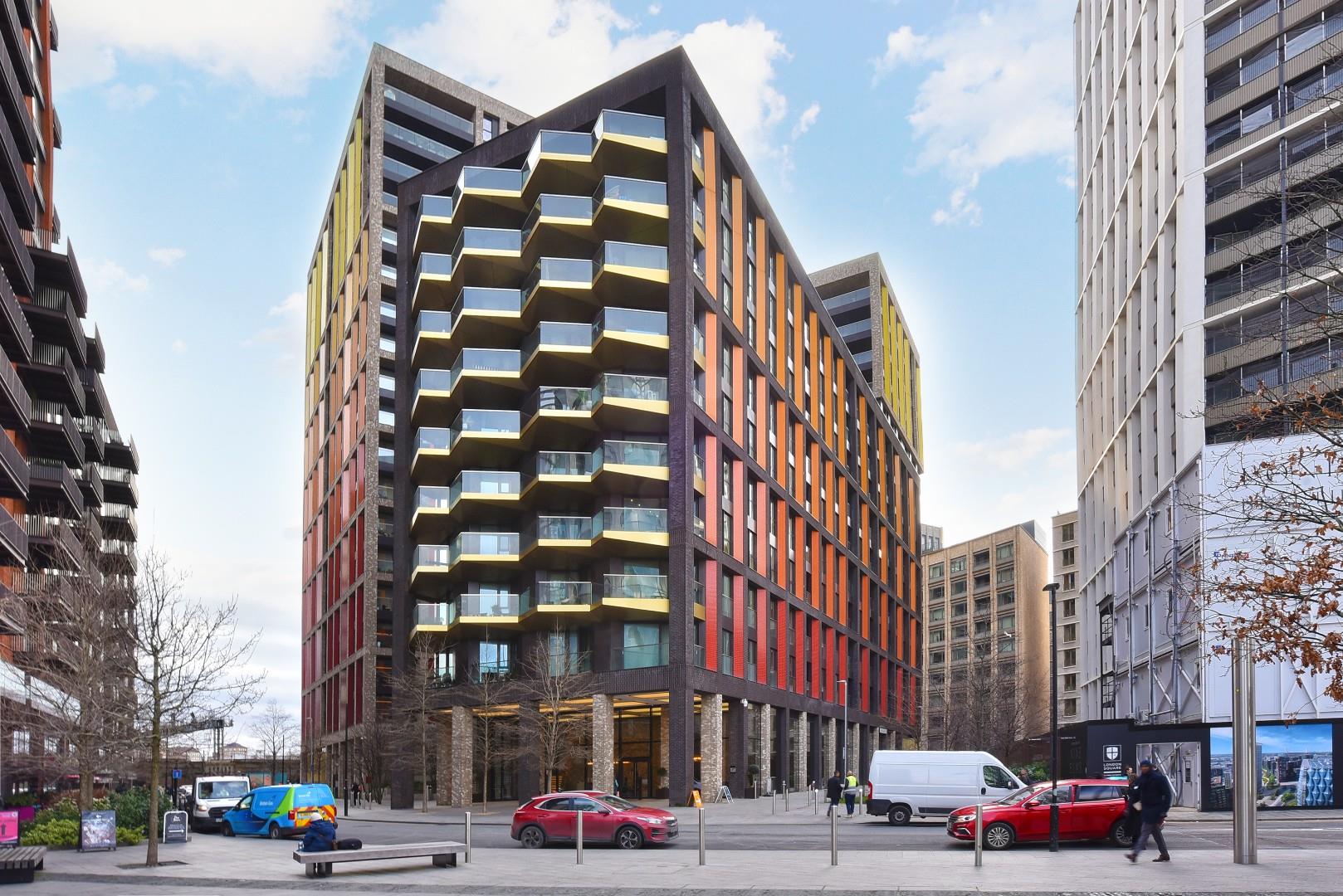 The Residence, Haines House, 10 Charles Clowes Walk, Nine Elms SW11