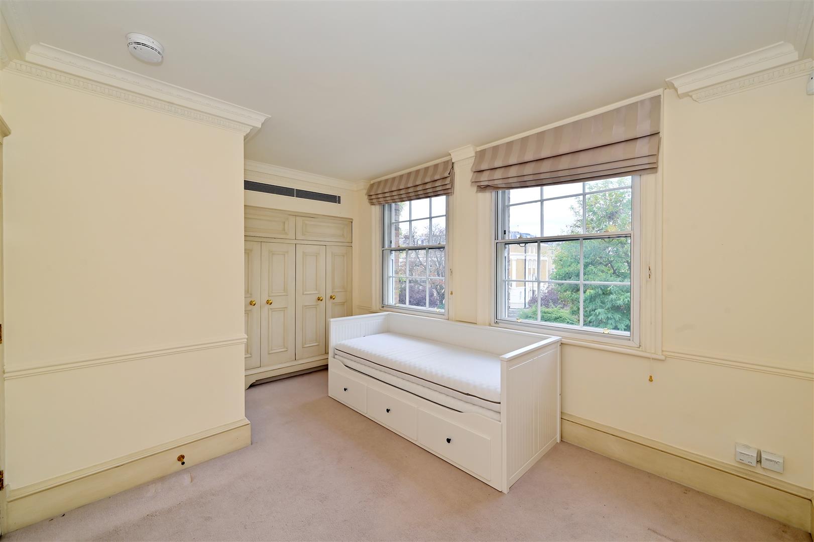 Eaton Square, Belgravia SW1W