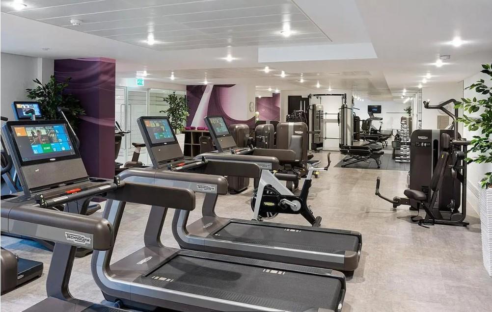 Radnor Terrace, London