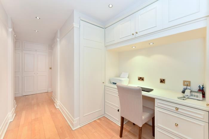 Berkeley Court, Marylebone Road, Marylebone NW1