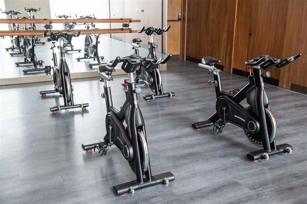 Garrett Mansions, Westend Gate, W2