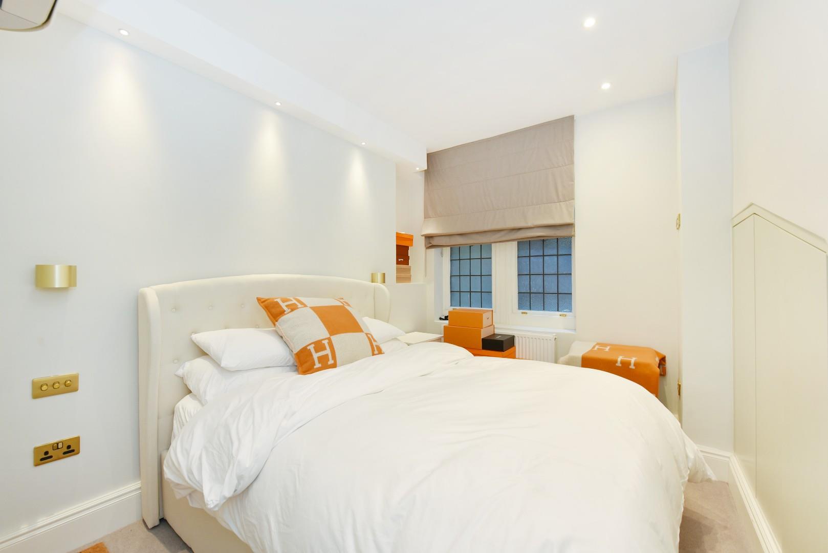 Hans Place, London, Knightsbridge SW1X