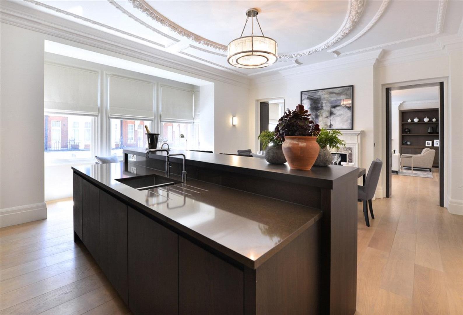 Duke Street, Mayfair, W1K