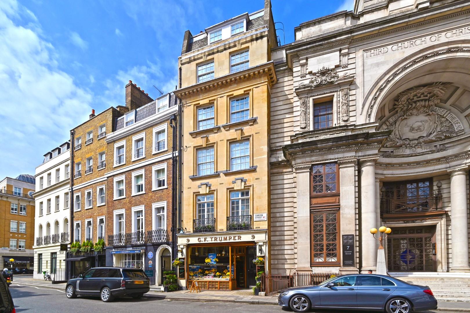 Curzon Street, Mayfair, London W1J