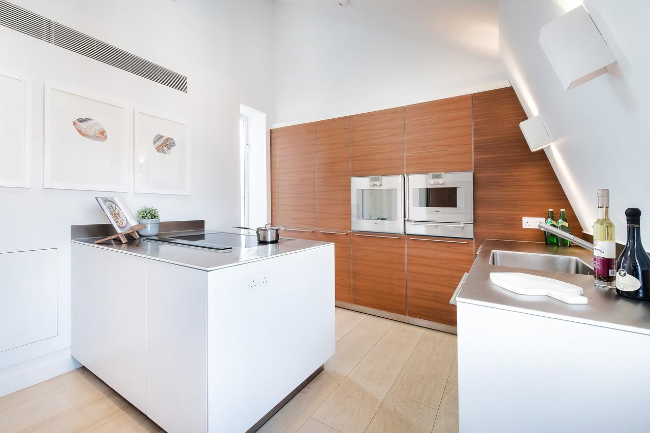 Green Street, London, W1K