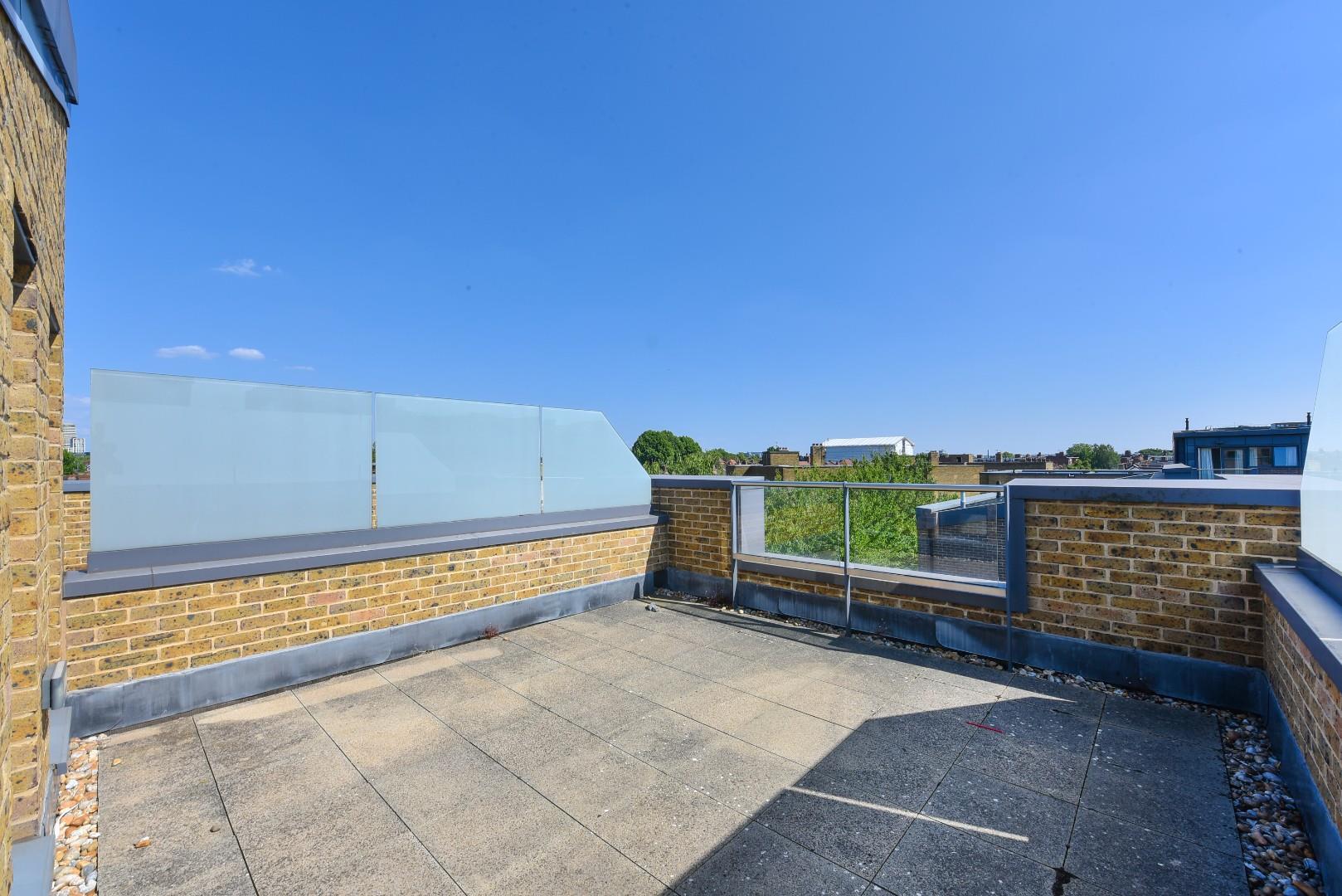 Sir Alexander Close, Acton, London W3