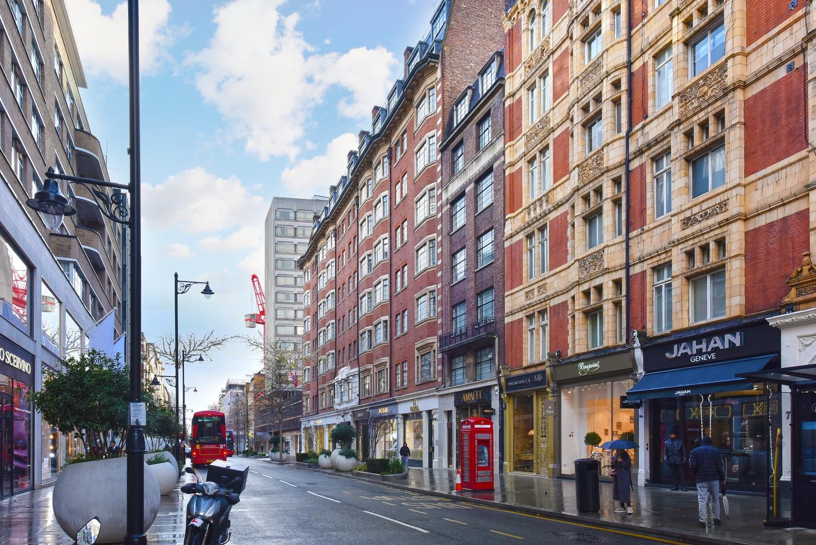 Knightsbridge Court, 12 Sloane Street SW1X