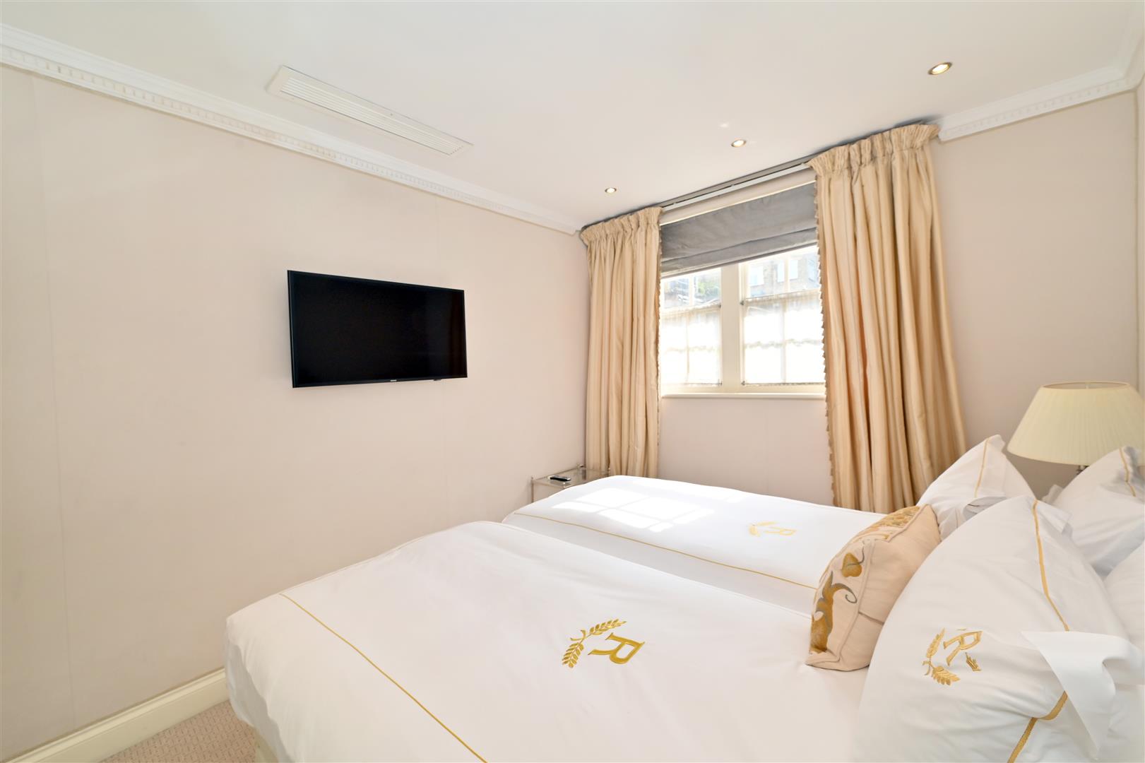 Buckingham Mews, 25 Catherine Place, London SW1E