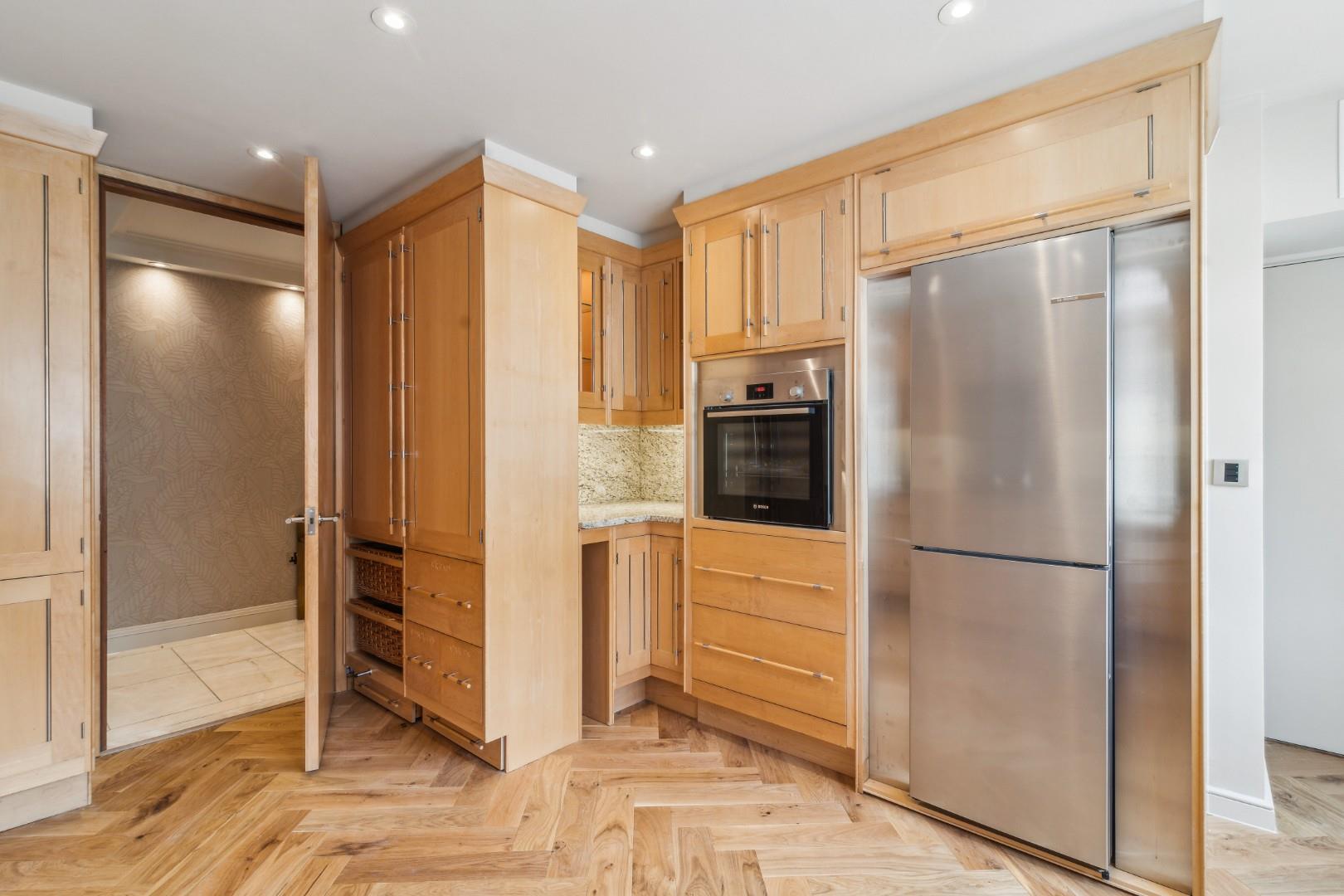 Over Looking Garden Square, Chelwood House, Gloucester Square, London W2