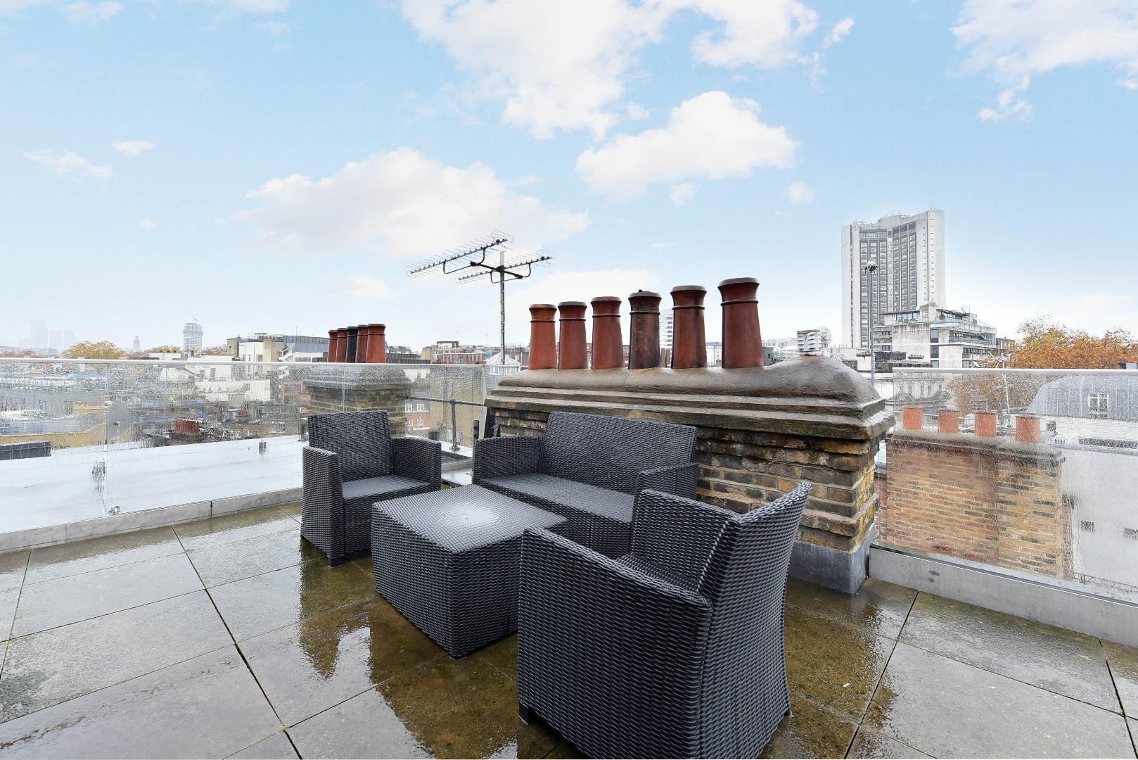 Curzon Street, Mayfair, London W1J