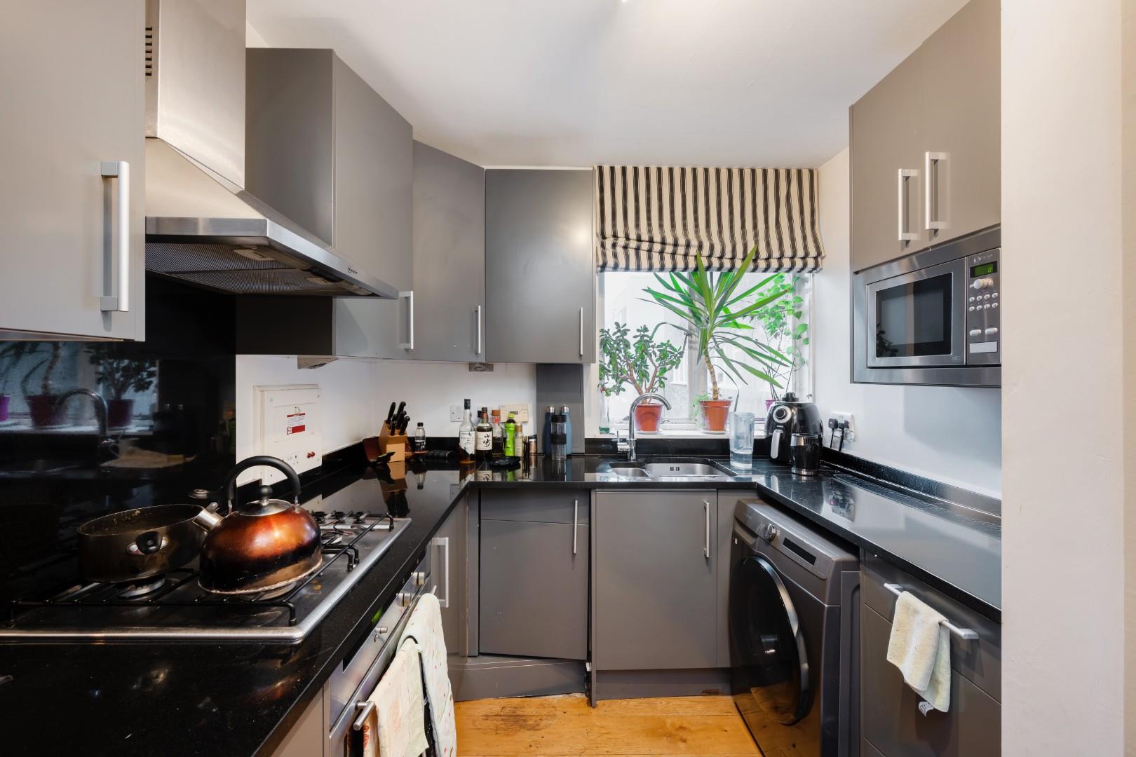 For Sale By Auction – Flat 35 @ 6 Porchester Terrace, Hyde Park, London W2