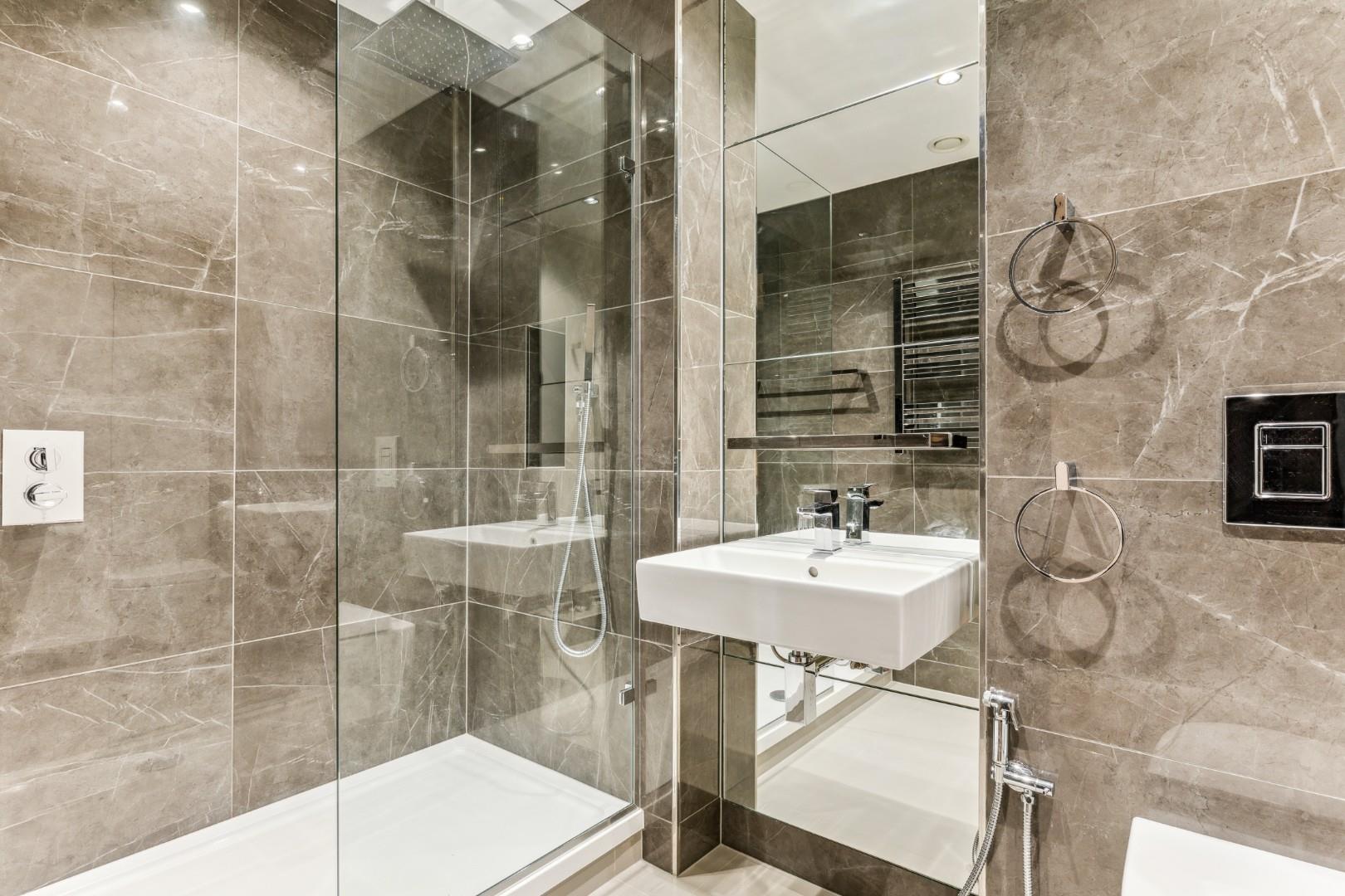 Cascade Court, Chelsea Vista, Battersea, SW11