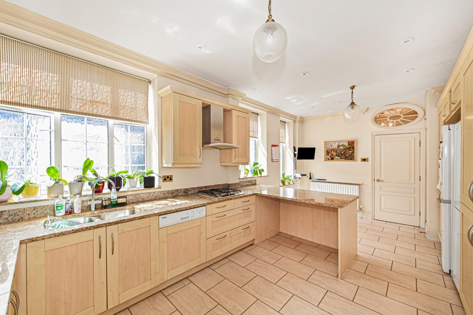 Bryanston Court I, George Street, Marylebone W1H