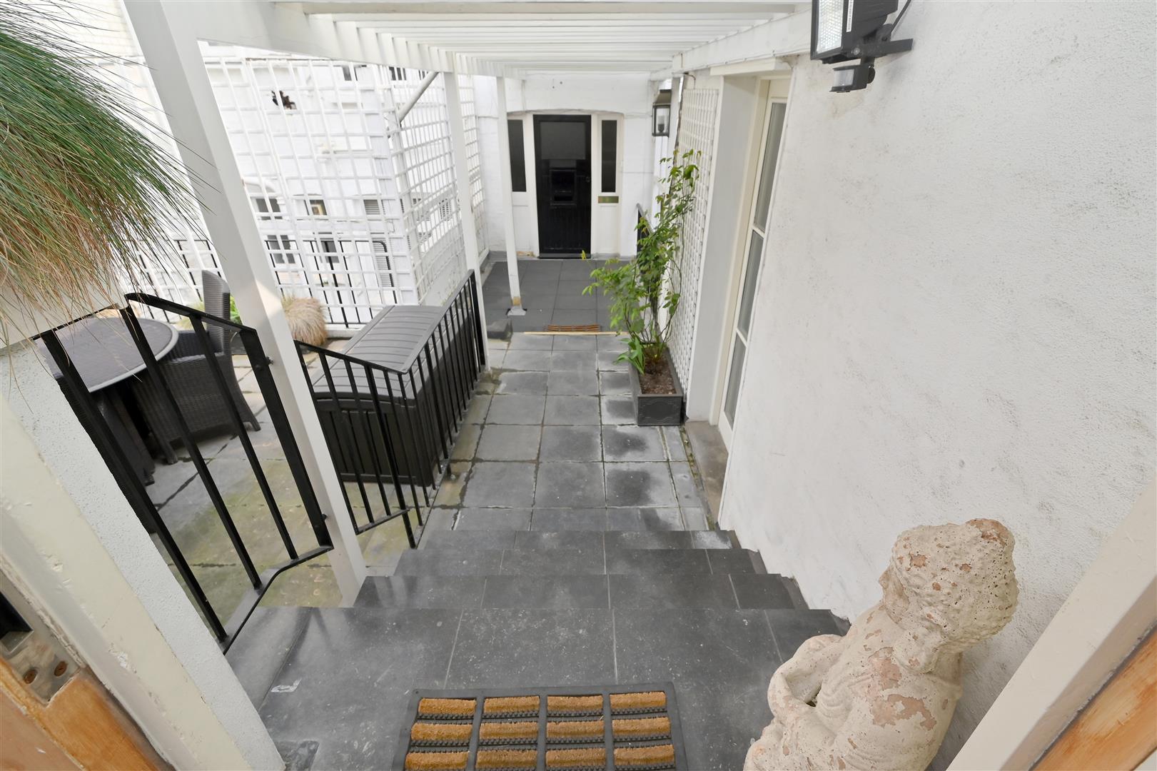 Buckingham Mews, 25 Catherine Place, London SW1E