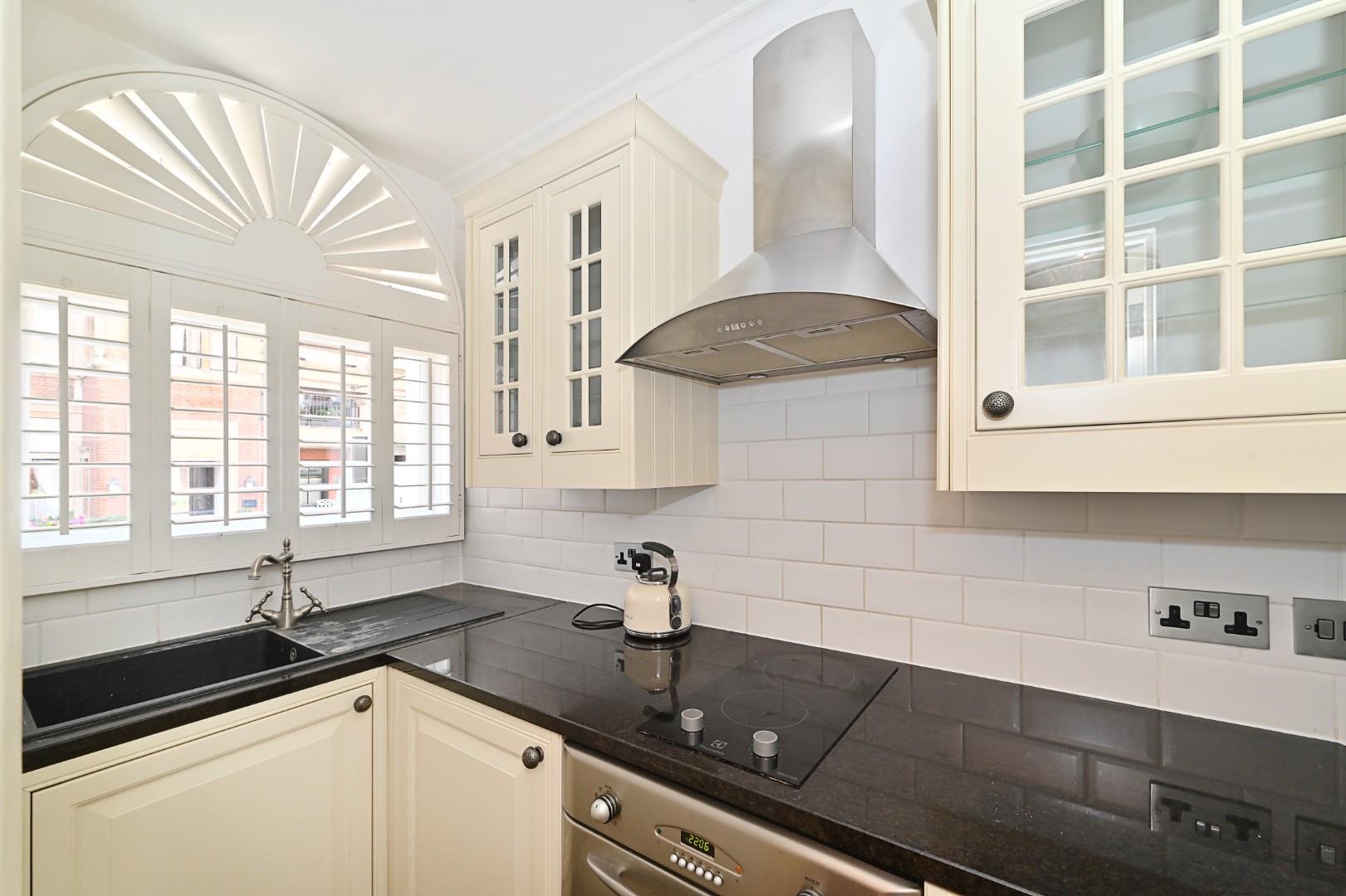 Studio Flat – Jefferson House, Basil Street, Knightsbridge, SW3