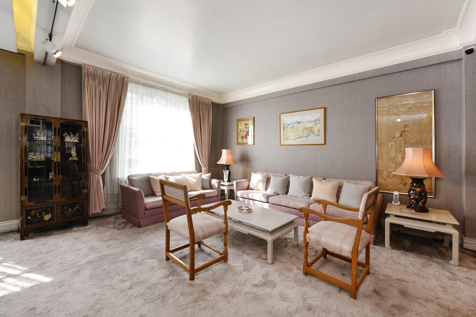 Bryanston Court I, George Street, Marylebone, London W1