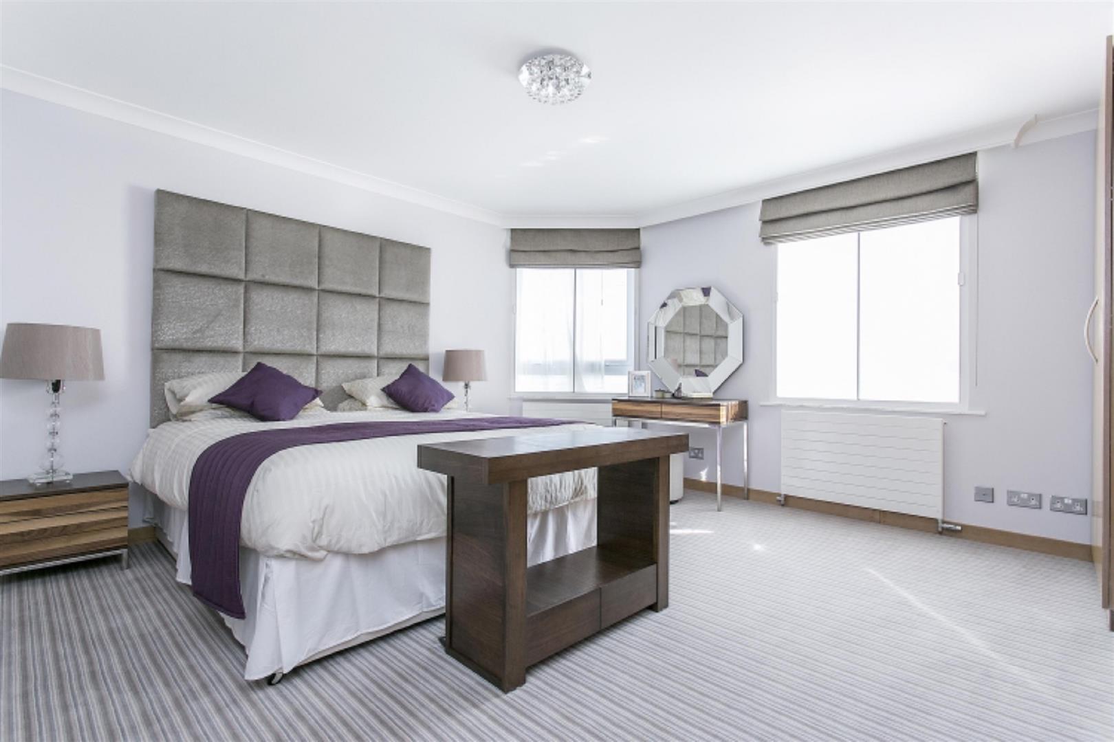 Hyde Park Towers, 1 Porchester Gate, Hyde Park