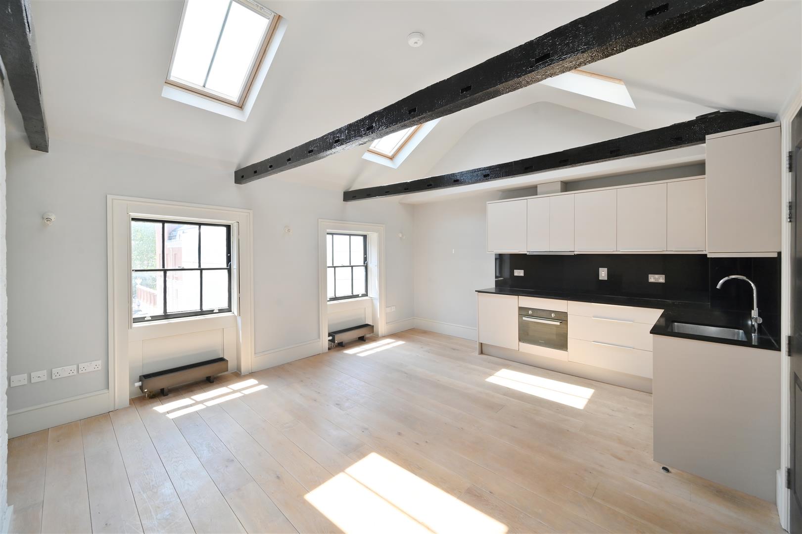 24 George Street, Marylebone Village . W1U